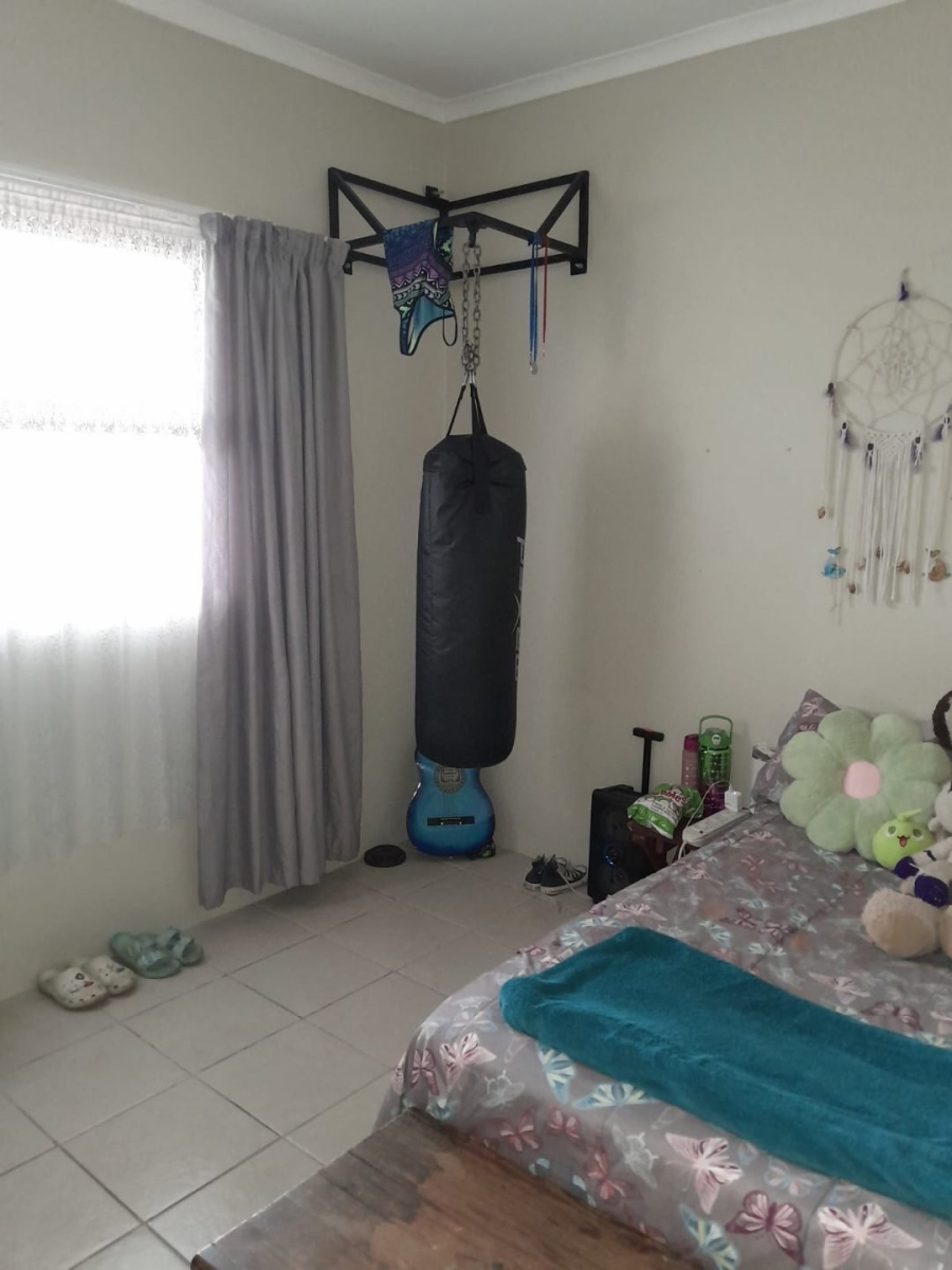 3 Bedroom Property for Sale in Heuwelkruin Eastern Cape
